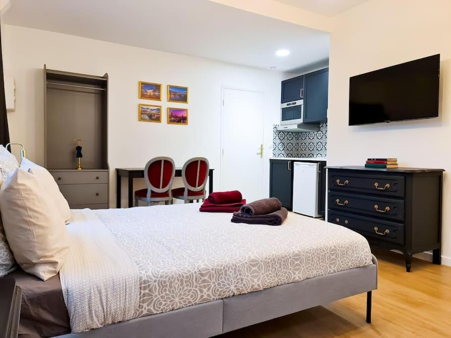 Ferienwohnung Atelier Casanova Vitry-sur-Seine Exterior foto